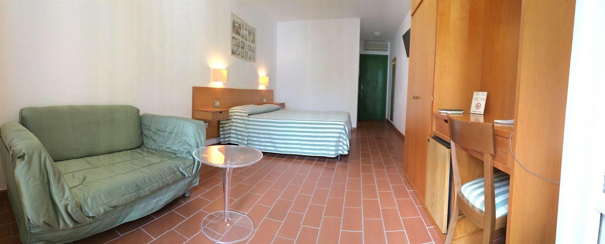 Mare Hotel 3*