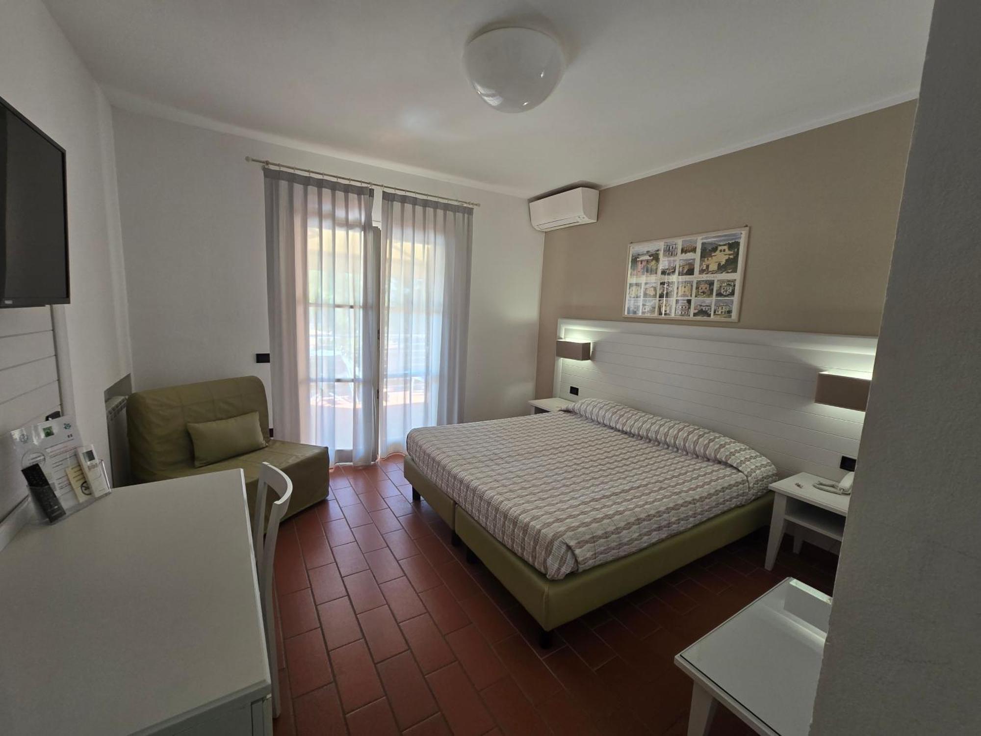 Mare Hotel 3*